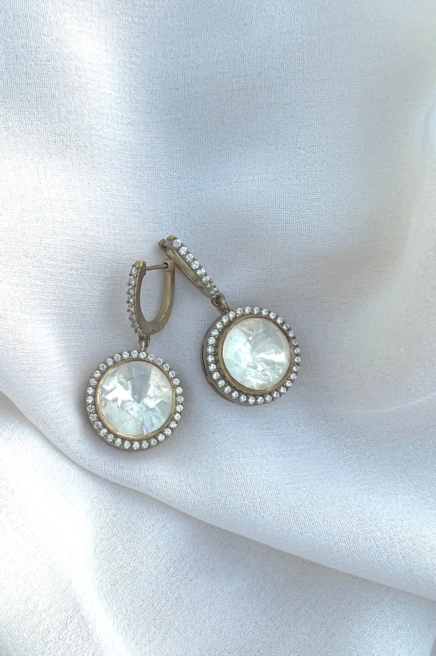 Reversible Circle Drops